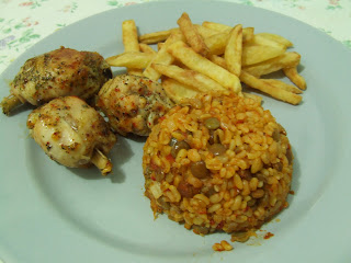 Mercimekli Bulgur Pilavı Ve Tavada Tavuk tarifi