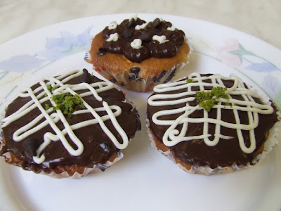 Portakallı-Damla Çikolatalı Muffin tarifi