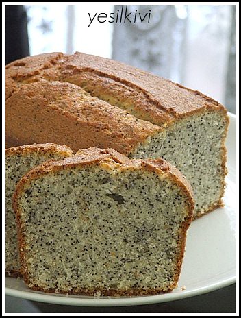 Bademli Haşhaşlı Kek tarifi