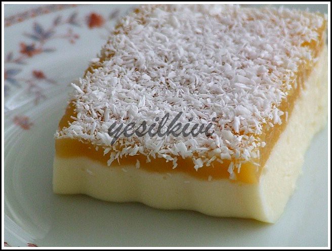 Kayısı Soslu Muhallebi tarifi