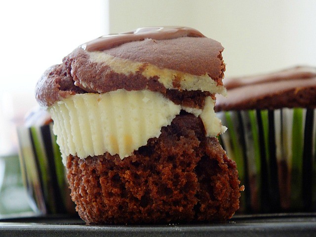 Brownie Cheesecake Muffin tarifi