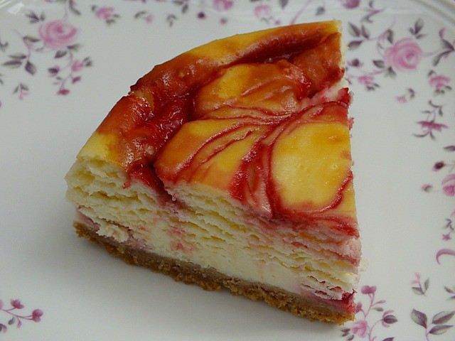 Vişneli Mermer Cheesecake tarifi