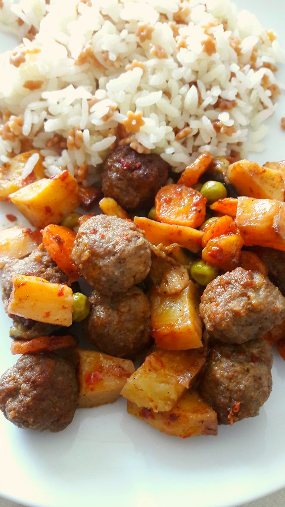 Fırında Köfteli Sebze tarifi