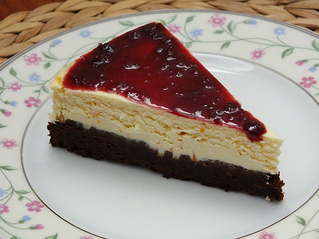 Portakallı Brownıe Cheesecake tarifi