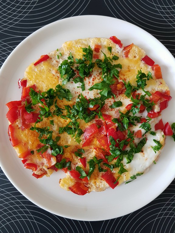 Kapya Biberli Omlet tarifi